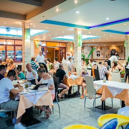 La Caretta Hotel 4*